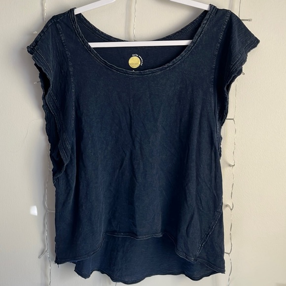 Daily Practice Light Wash Top - Picture 1 of 4